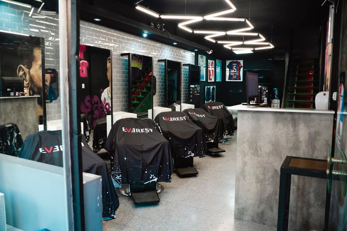 Barberia Club De Caballeros Mendoza