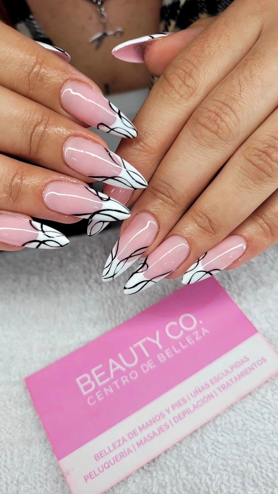 Beauty Co. Centro de Belleza y Peluquería 15 y 57