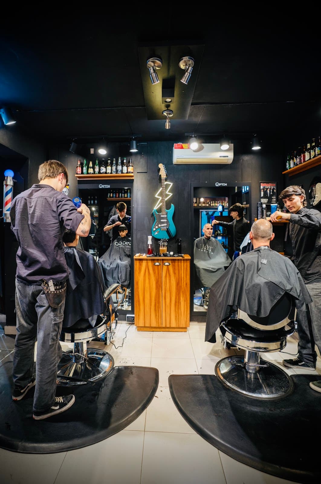 Clapton BarberShop