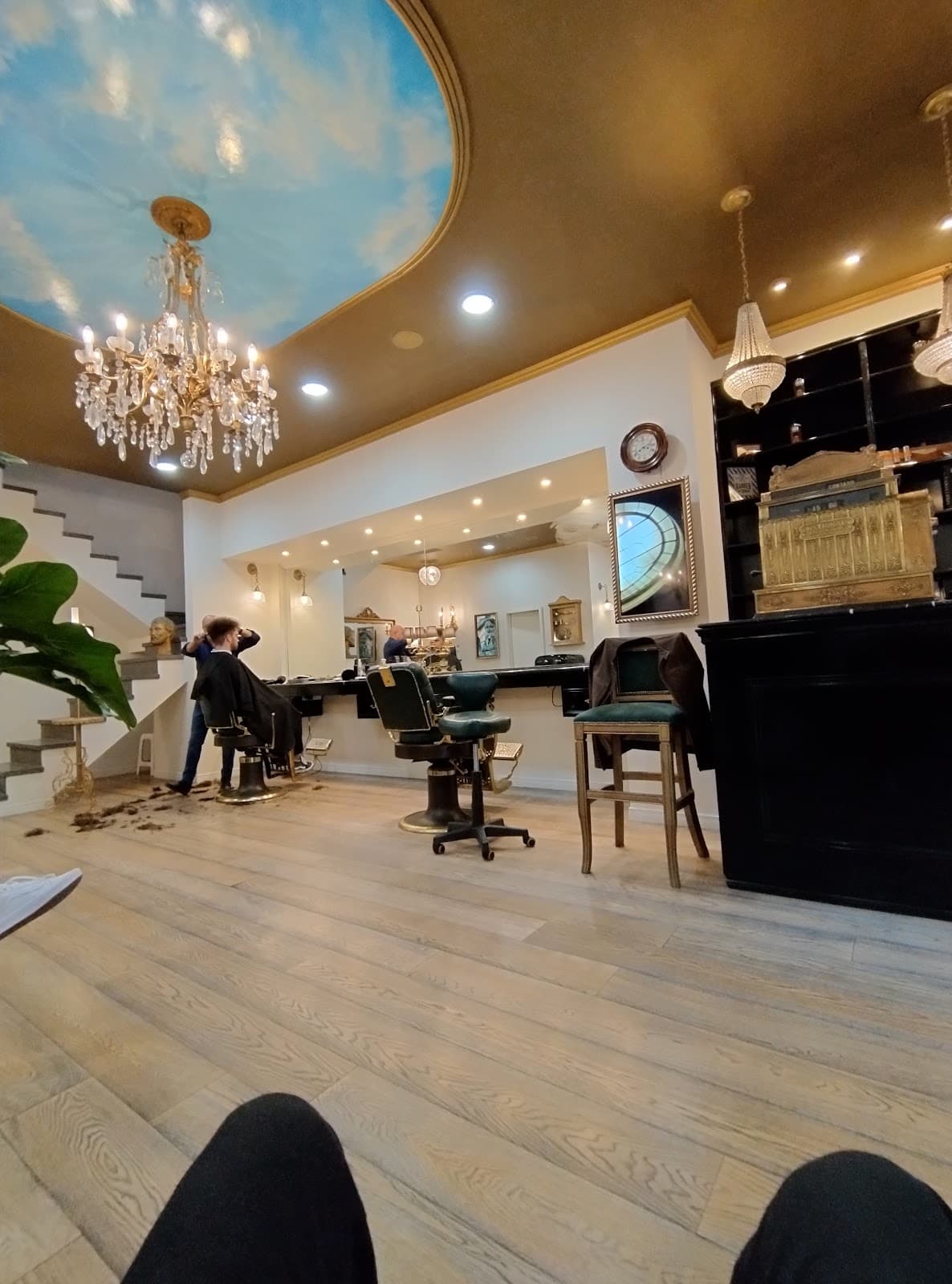 Esthetic Hairdressing and Barbering Men