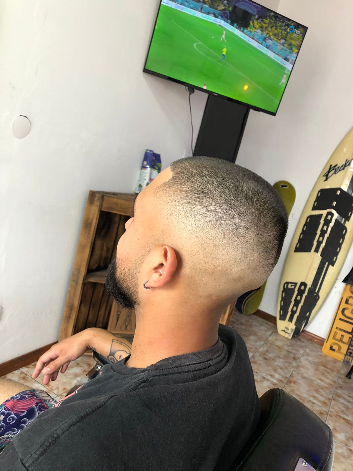 G Minati Barberia y Peluquería