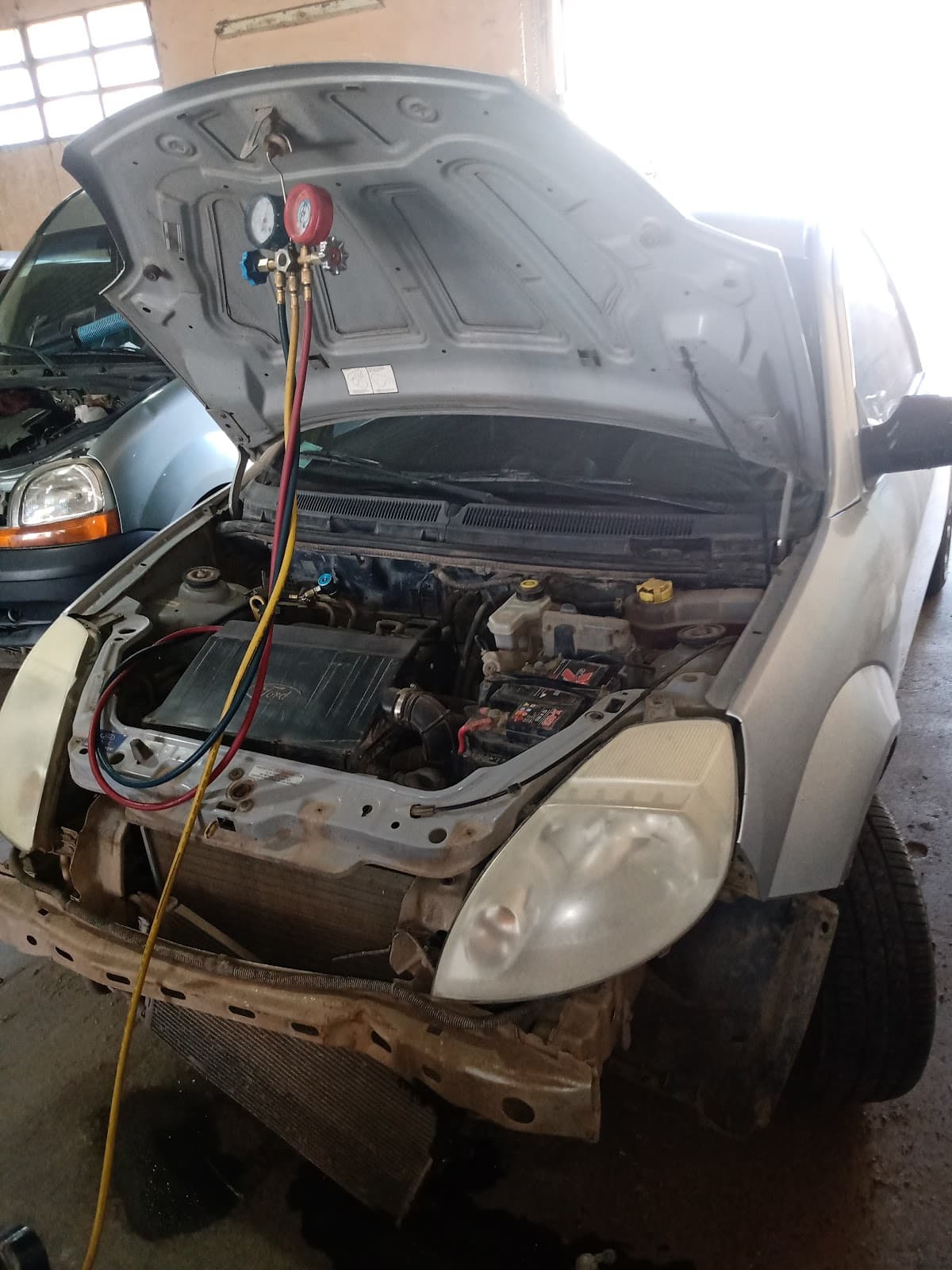 J&M mecánica y electricidad del automotor