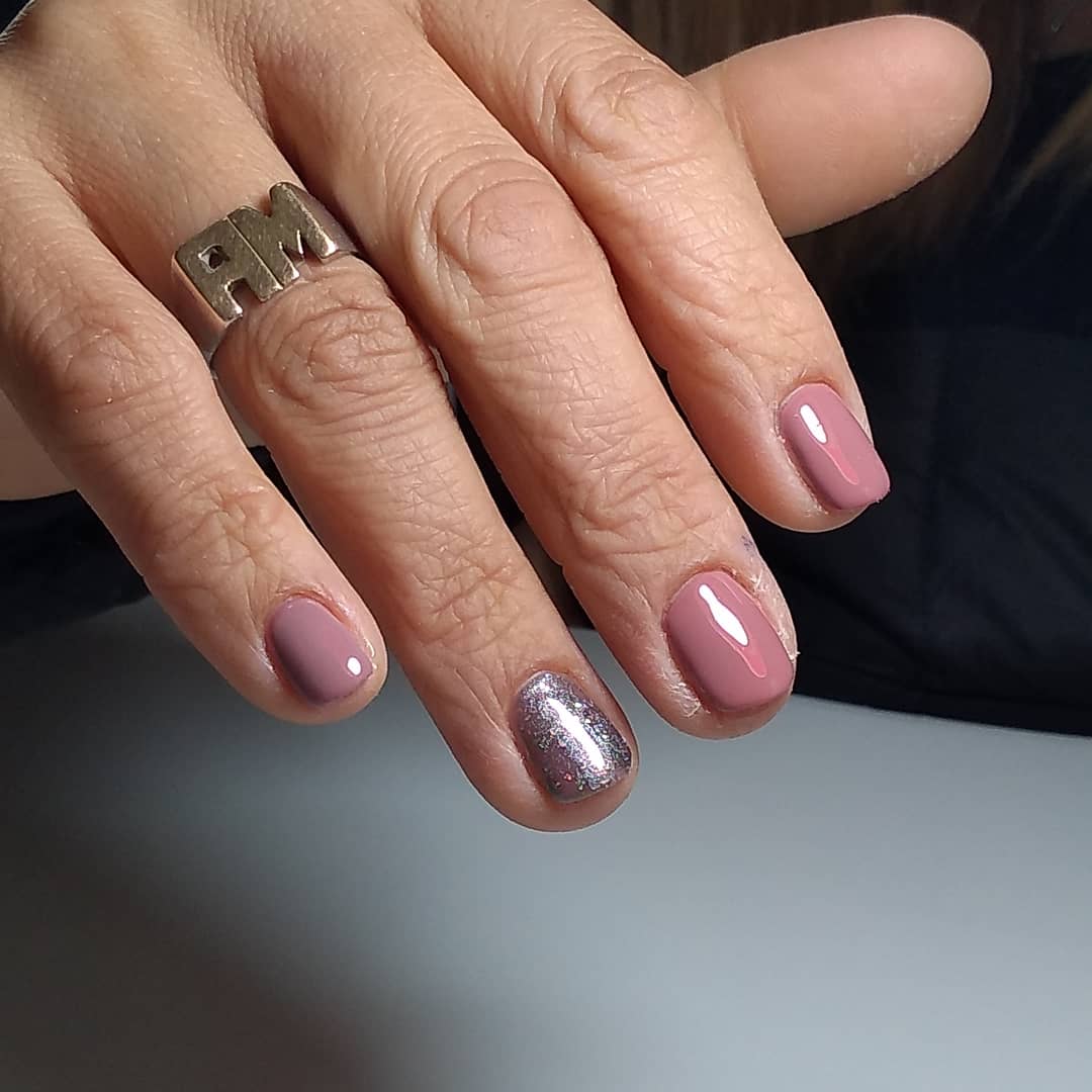MandolinaNails