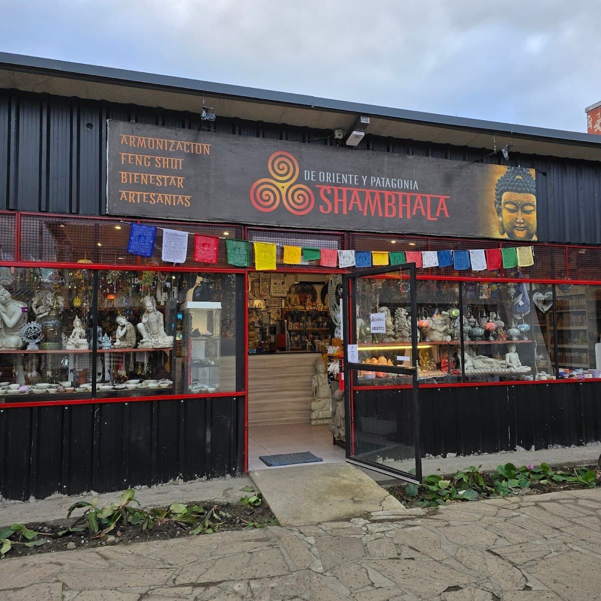 SHAMBHALA de Oriente y Patagonia