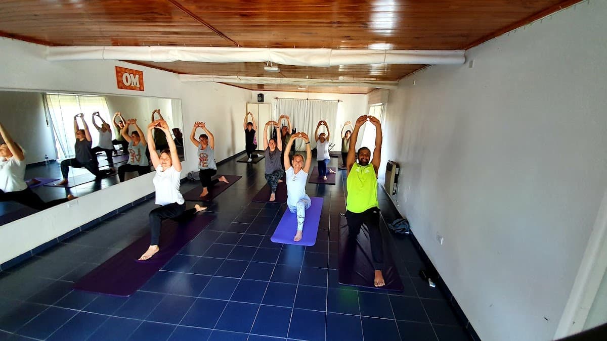 Centro Holístico "Ser Libre Yoga"