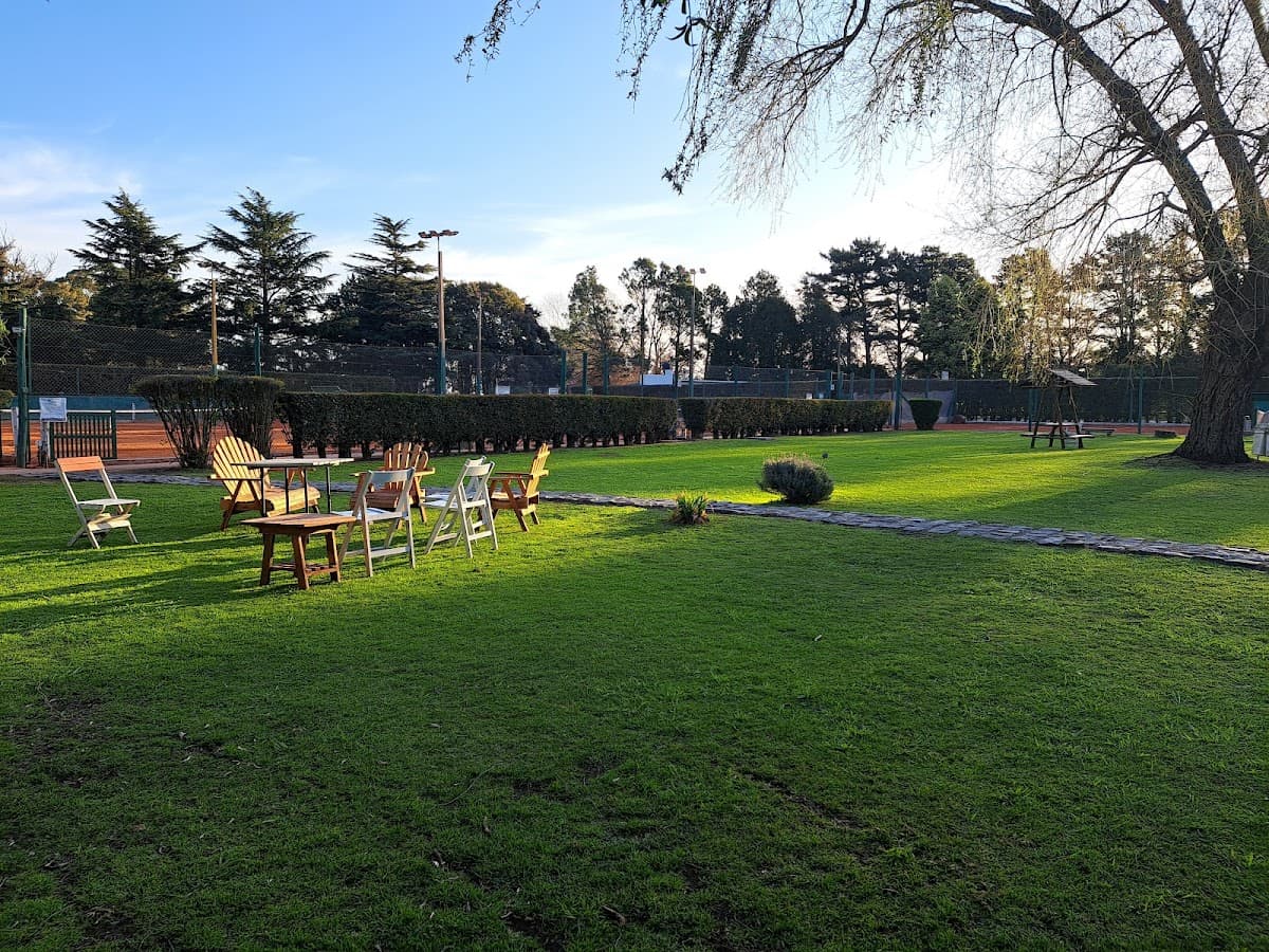 Club Social y Campo De Pato
