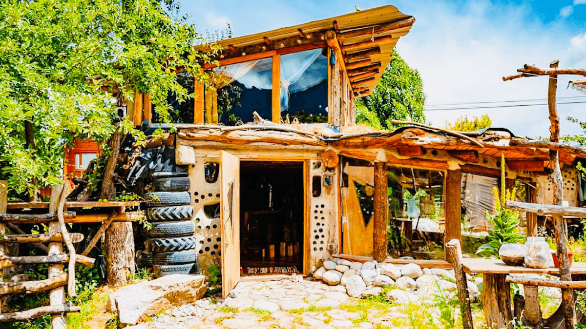 Earthship Patagonia Eco Hostel