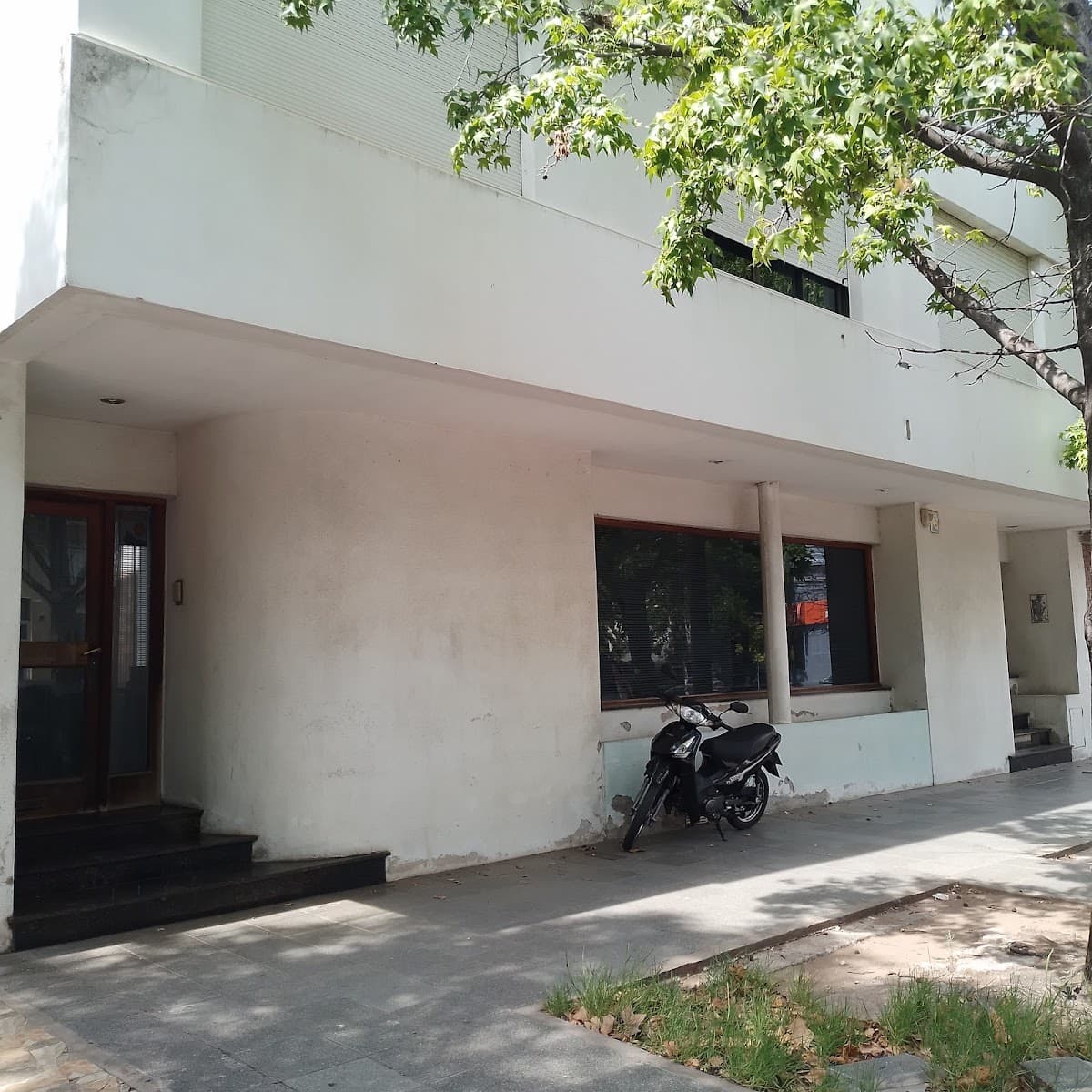 J M H y Asociados Sociedad Anónima