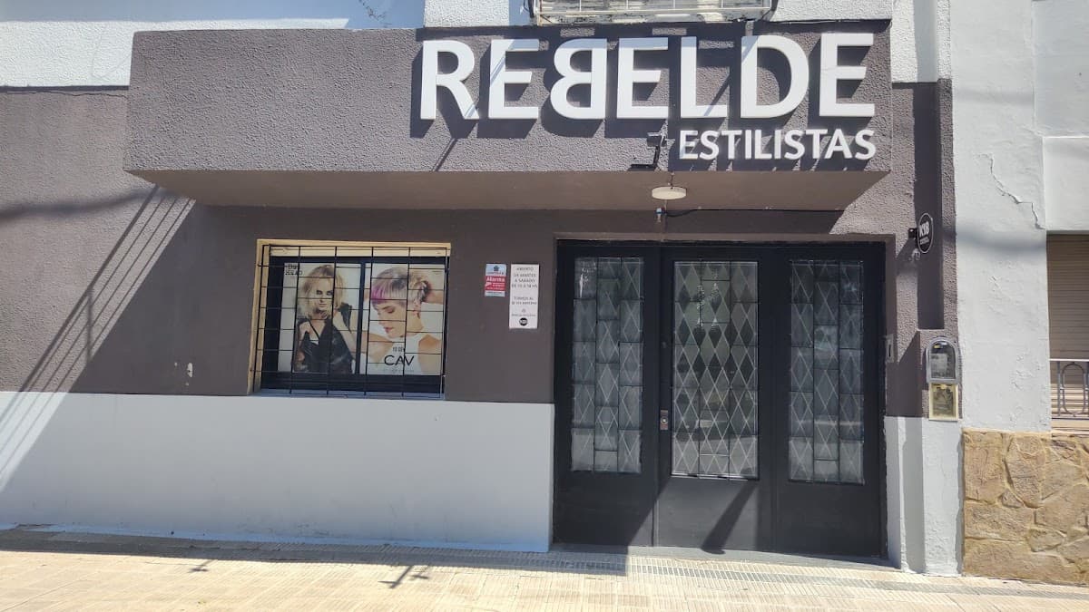 Rebelde estilistas