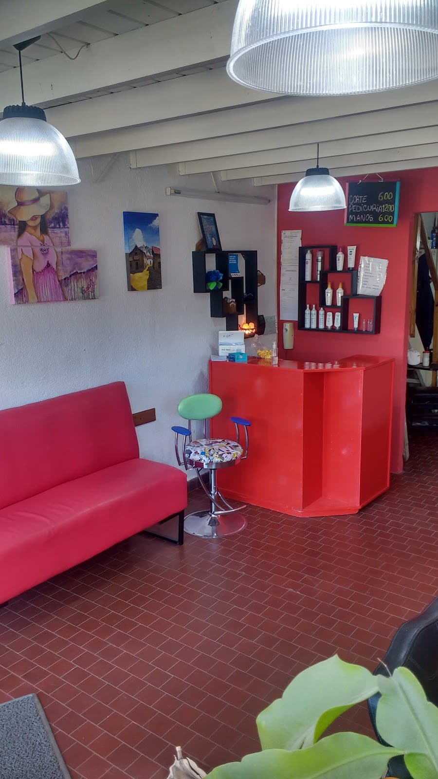 Salón Unisex Alejandro "Toto"