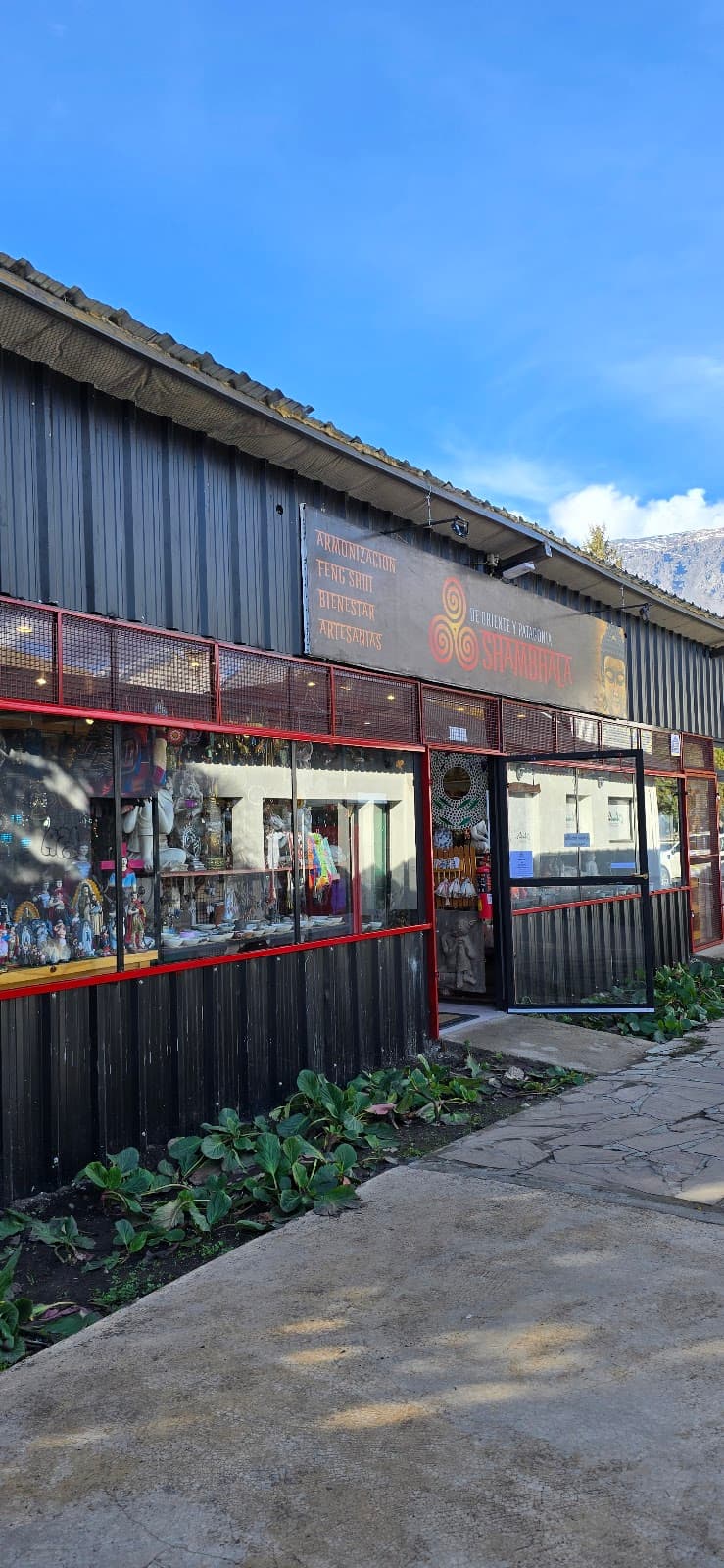 SHAMBHALA de Oriente y Patagonia